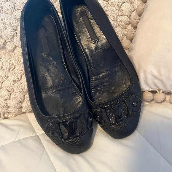 Louis Vuitton Ballet Flats - Picture 2 of 4